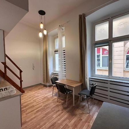 Apartament Golebia Plus Poznan Exterior photo