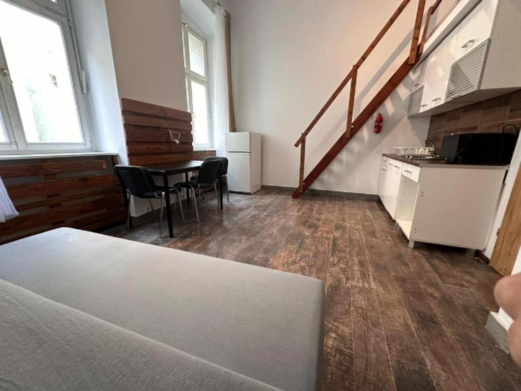Apartament Golebia Plus Poznan Exterior photo